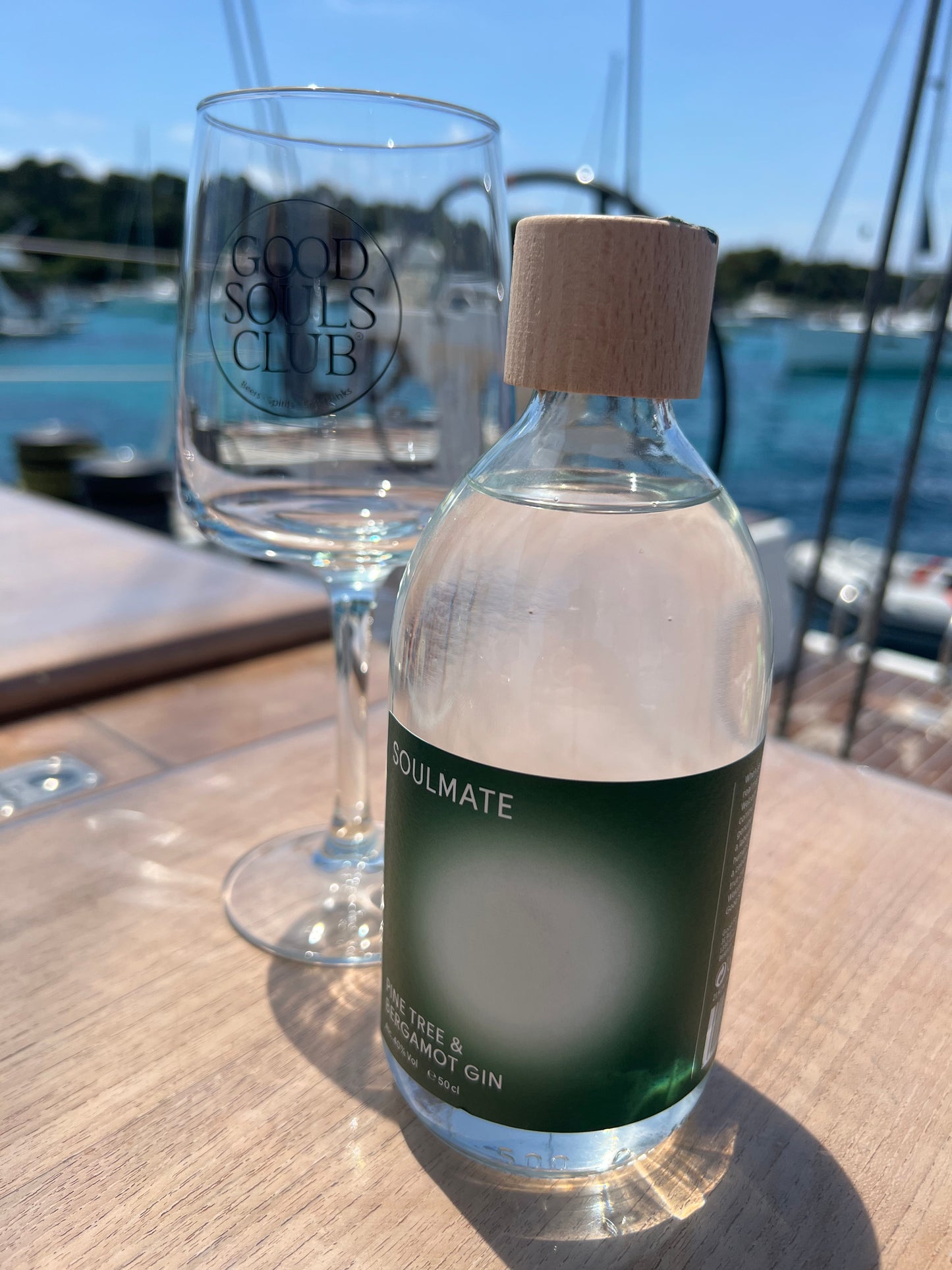 SOULMATE GIN - BERGAMOTE & PINE TREE